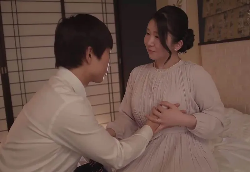 clip sex lê bống,phim sex kazama,sex hs mới nhất Món quà bất ngờ của mẹ kế cho cậu con trai vừa mới tốt nghiệp ra trường