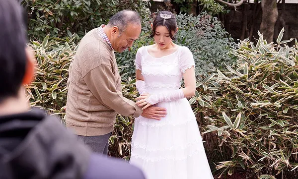 sex vn hs thủ dâm Chồng quá yếu, vợ dù yêu nhưng vẫn thường đụ với bố chồng đến có thai